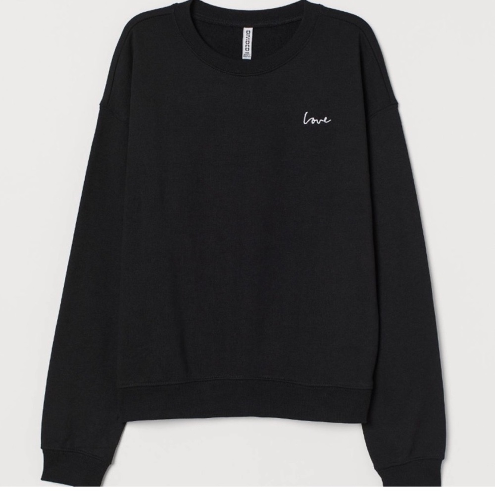 Black pullover sweatshirt. Small - Picture 2 of 9